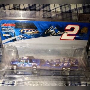 NASCAR,Rusty Wallace #2 Action Collectable 1:64 scale Stockcar&Crew Cab, trailer